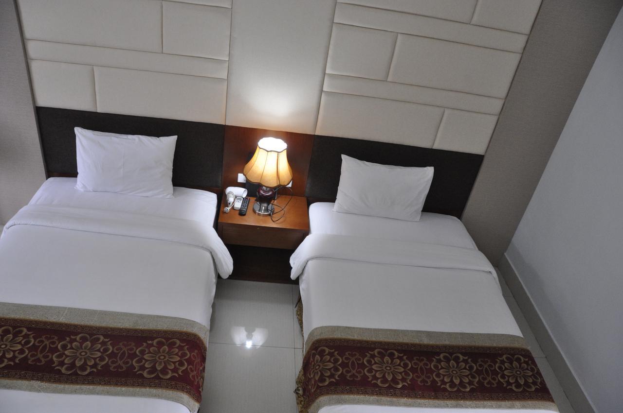 Hotel Cong Doan Mong Cai Provinz Quang Ninh Exterior foto